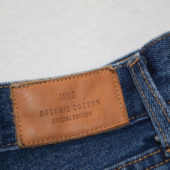 Mango, MNG Women's Broken denim shorts Size 4 Like New #0023 - Picture 4 of 5